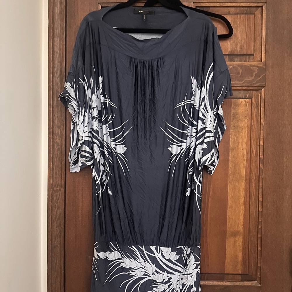 BCBGMaxAzria Dark Blue and White Leaf Print Tunic